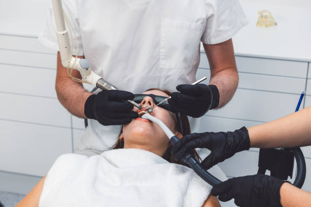 Best Emergency Gum Pain Relief  in Emerald Lake Hills, CA