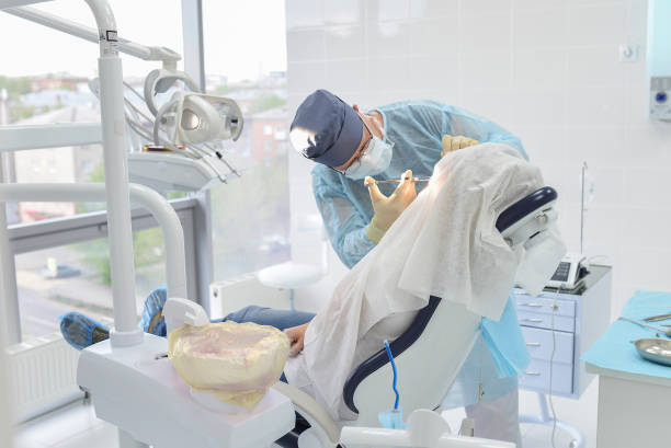 Best Tooth Infection Emergency Dentist  in Emerald Lake Hills, CA